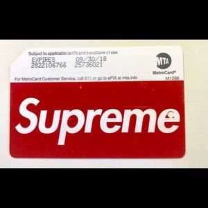 SUPREME limited edition S/S’17 MTA NYC Metro Card